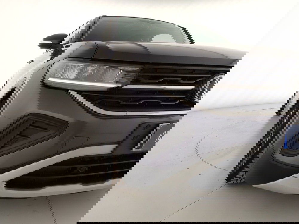 Volkswagen T-Cross usata a Massa-Carrara (5)