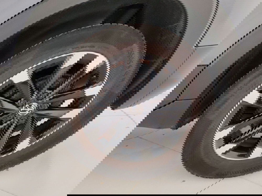 Volkswagen T-Cross usata a Massa-Carrara (6)