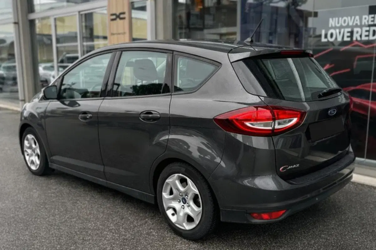 Ford C-Max usata a Rimini (4)