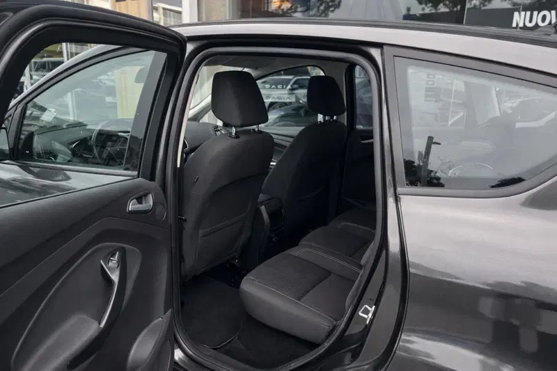 Ford C-Max usata a Rimini (5)