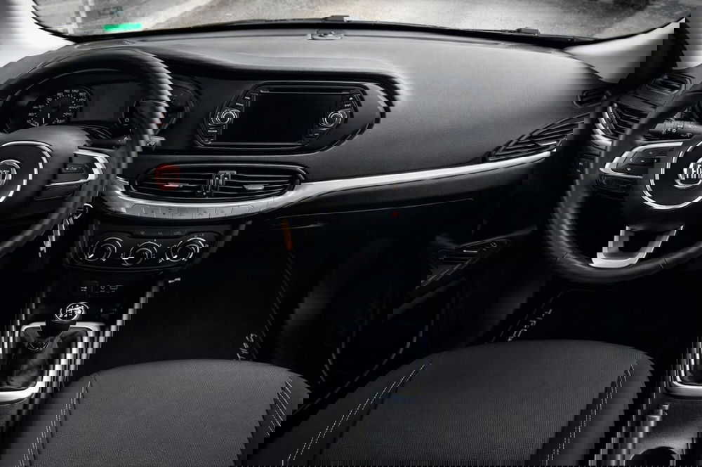 Fiat Tipo usata a Rimini (6)