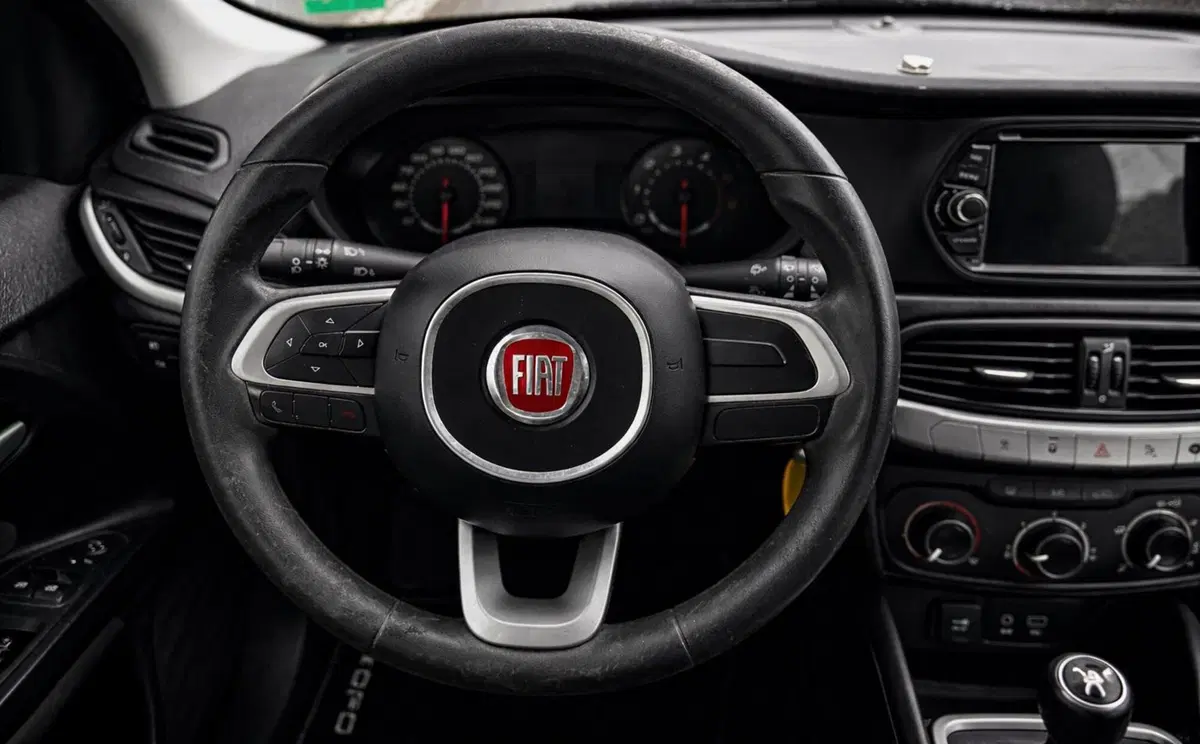 Fiat Tipo usata a Rimini (7)