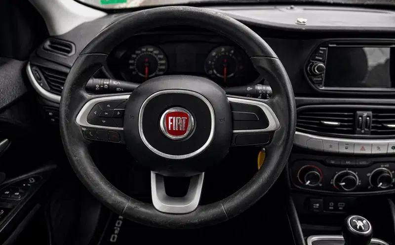 Fiat Tipo usata a Rimini (7)