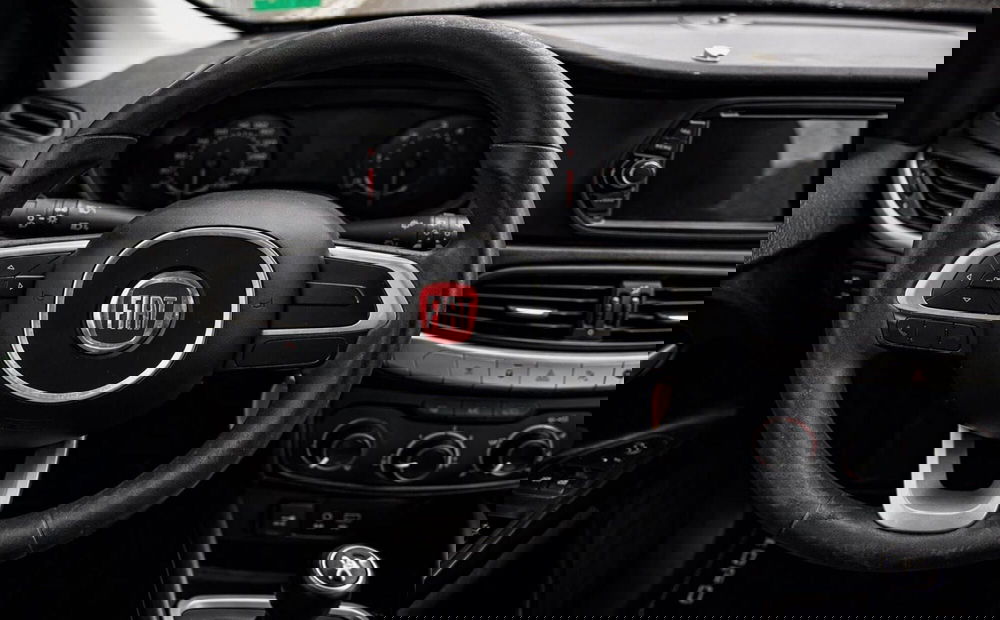 Fiat Tipo usata a Rimini (7)