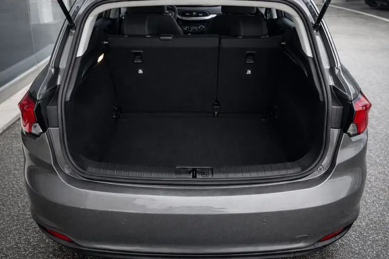 Fiat Tipo usata a Rimini (8)