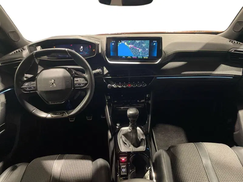 Peugeot 2008 usata a Salerno (11)