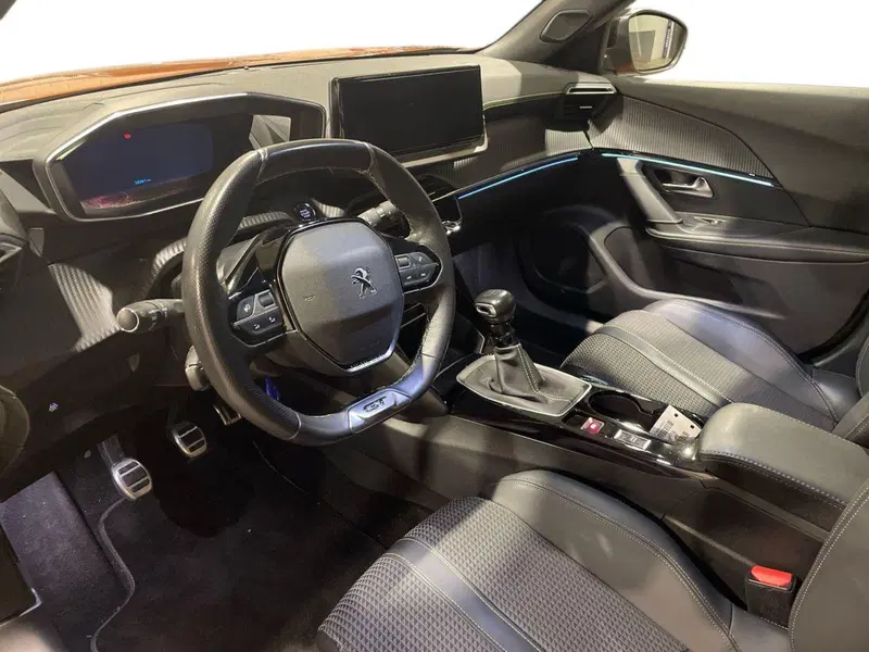 Peugeot 2008 usata a Salerno (9)