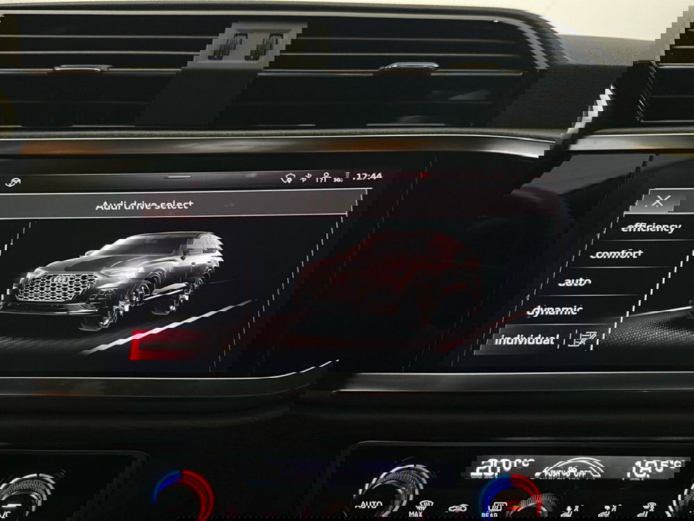 Audi Q3 Sportback usata a Napoli (15)