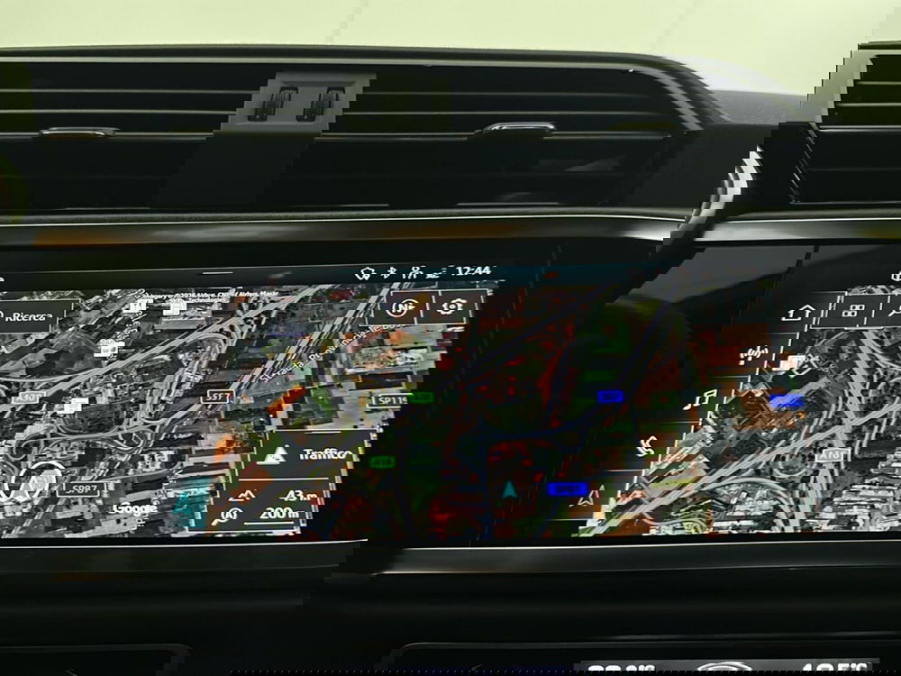 Audi Q3 Sportback usata a Napoli (16)