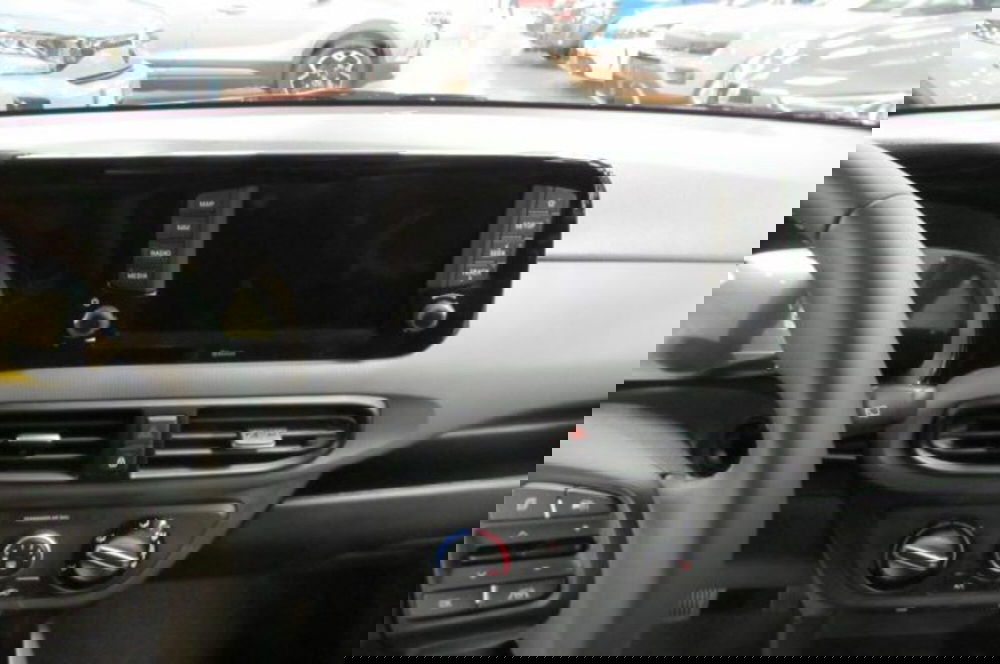 Hyundai i10 nuova a Milano (8)