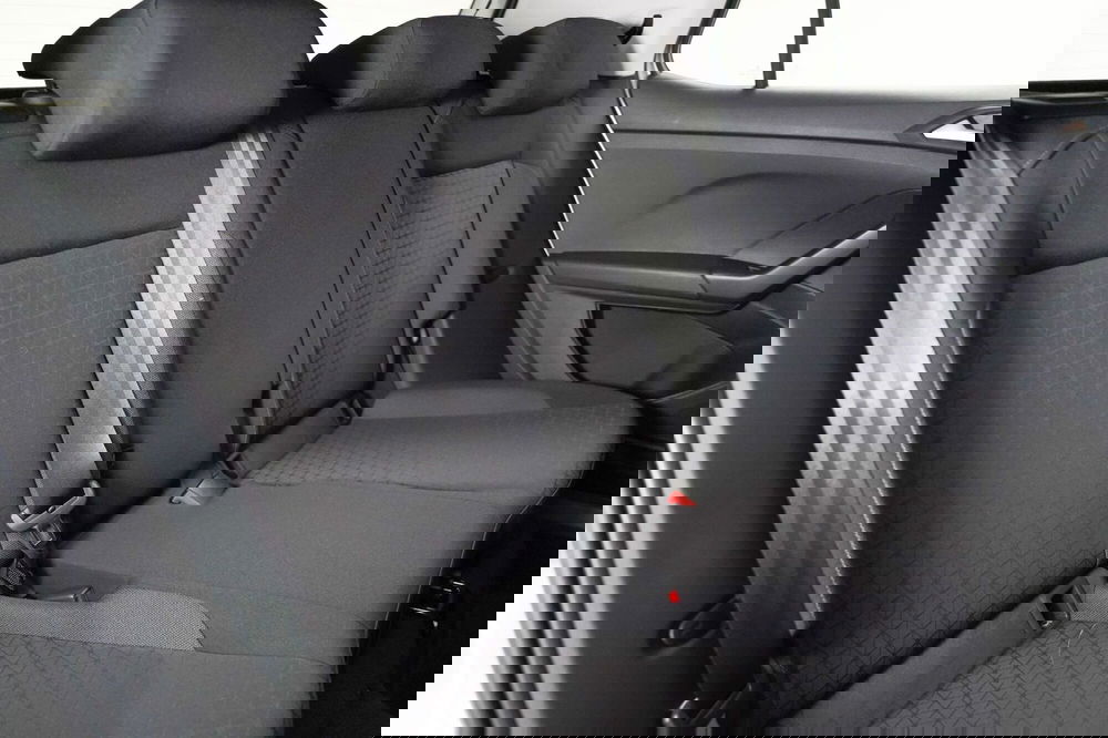 Volkswagen T-Cross usata a Varese (10)