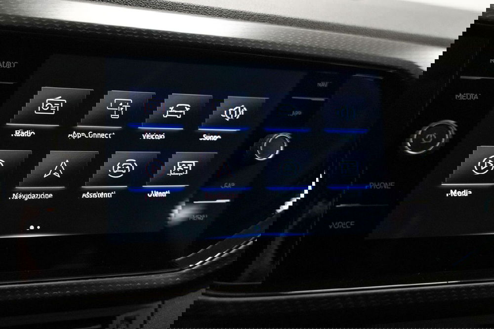 Volkswagen T-Cross usata a Varese (13)