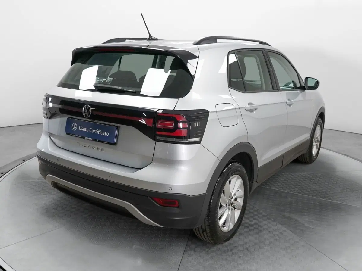 Volkswagen T-Cross usata a Varese (6)