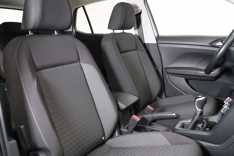 Volkswagen T-Cross usata a Varese (9)