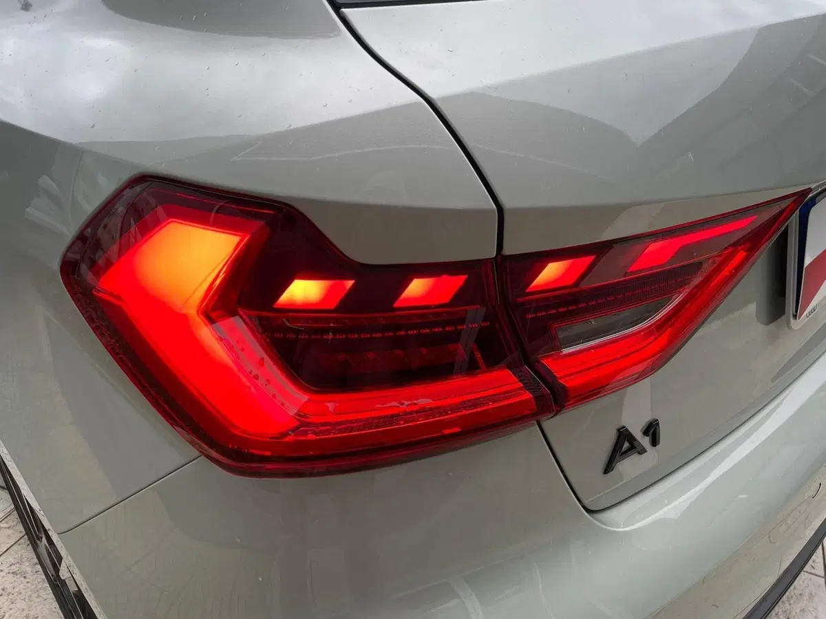 Audi A1 Sportback nuova a Taranto (4)