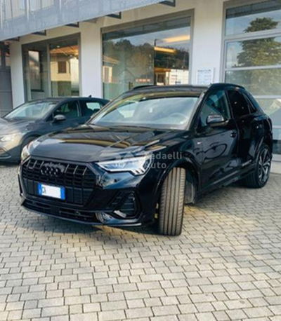 Audi Q3 Sportback 40 2.0 tfsi Identity Black quattro s-tronic del 2024 usata a Sirone
