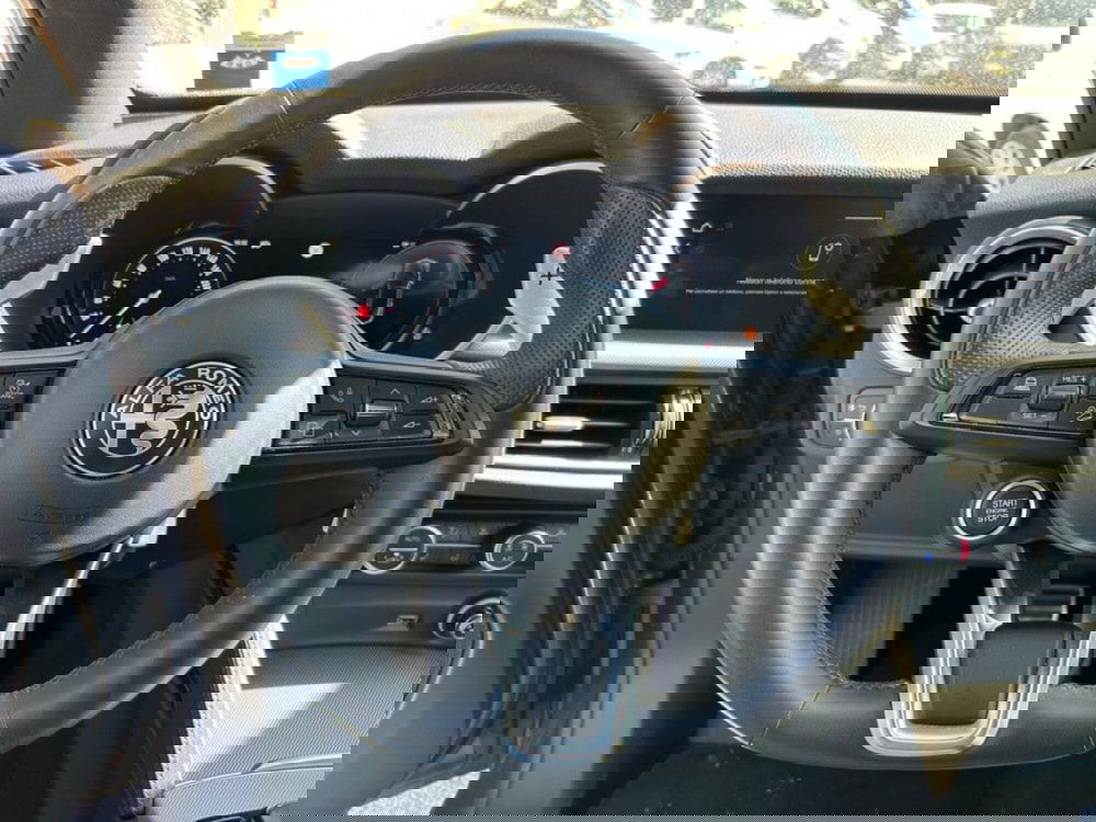 Alfa Romeo Stelvio usata a Salerno (17)