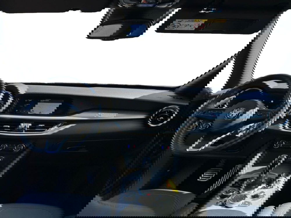 Alfa Romeo Stelvio usata a Salerno (5)