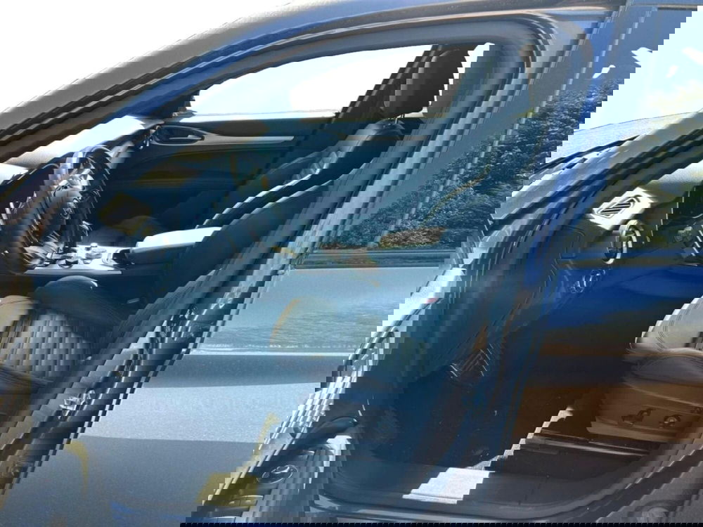 Alfa Romeo Stelvio usata a Salerno (6)