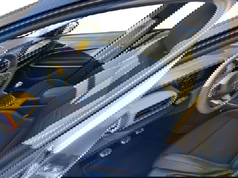 Jeep Avenger usata a Salerno (6)