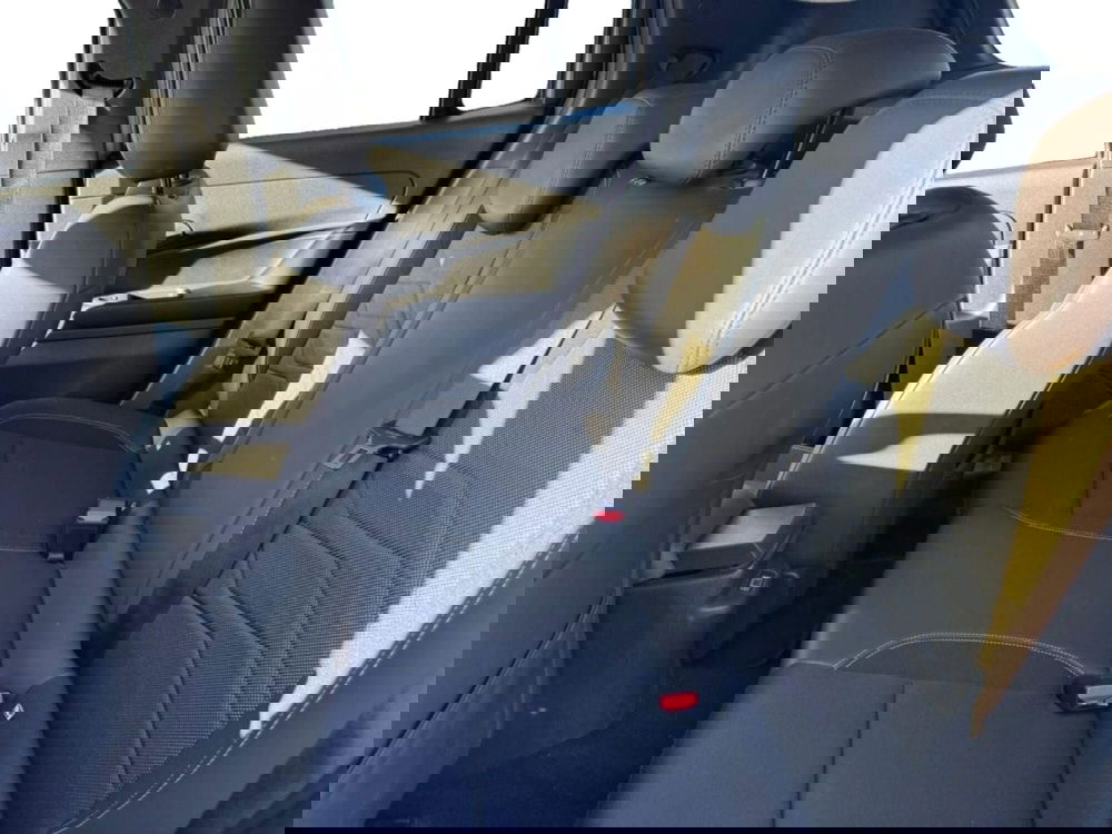 Jeep Avenger usata a Salerno (7)