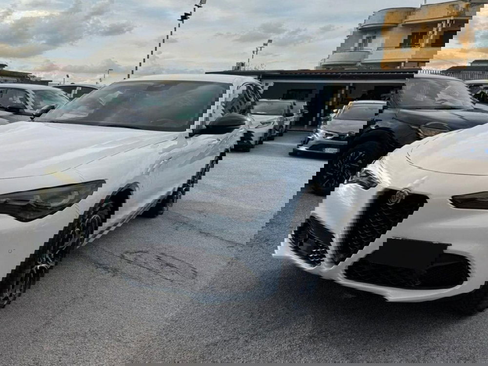 Alfa Romeo Stelvio usata a Salerno