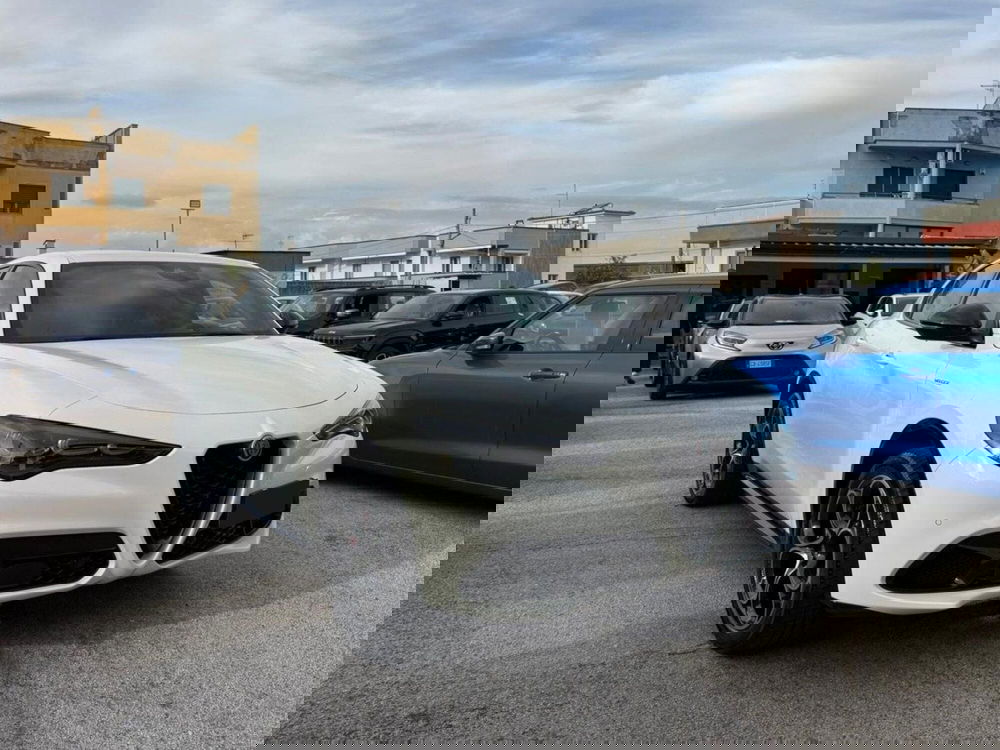 Alfa Romeo Stelvio usata a Salerno (2)