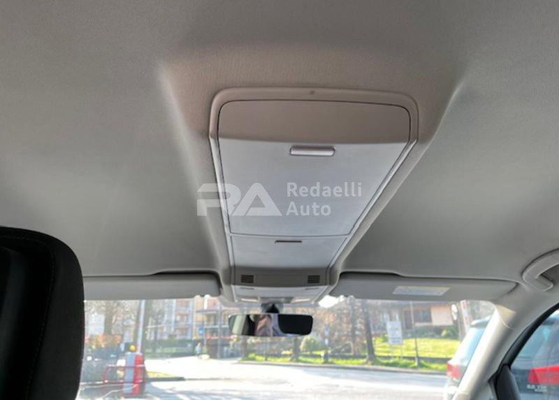 Volkswagen Touran usata a Lecco (13)