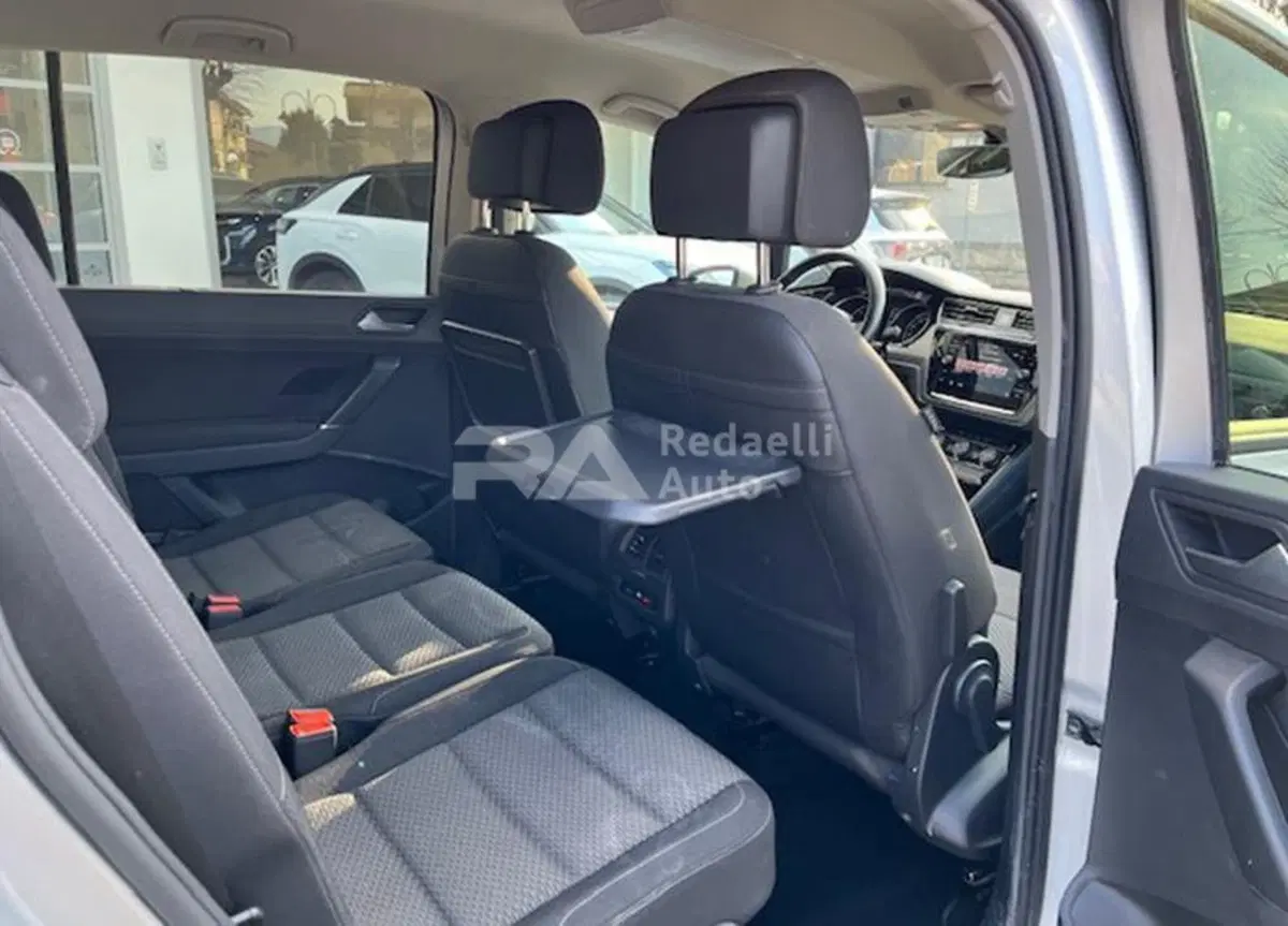 Volkswagen Touran usata a Lecco (14)