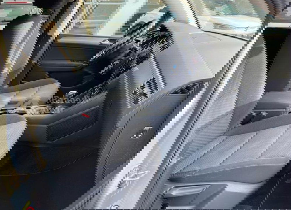 Volkswagen Touran usata a Lecco (15)