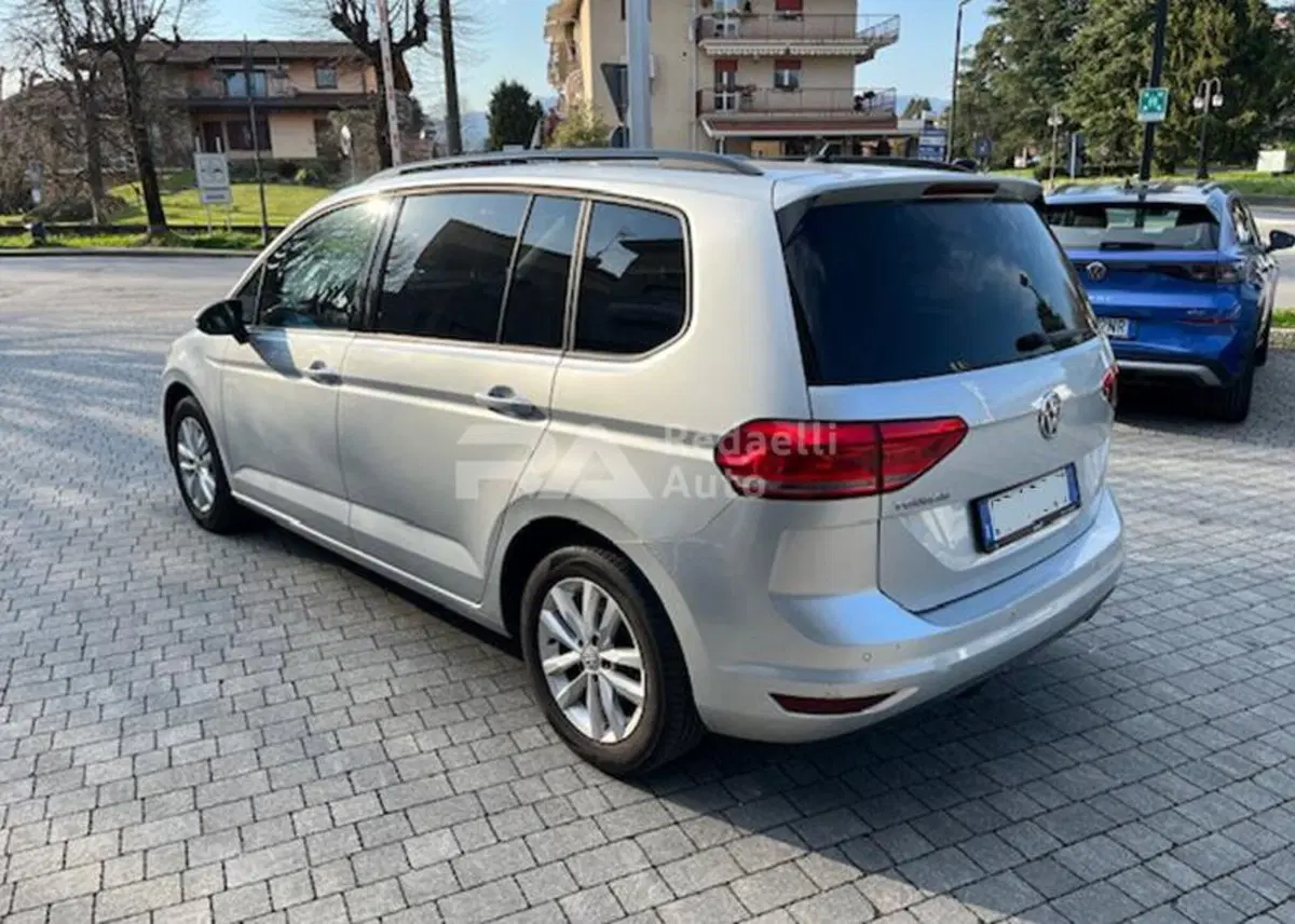 Volkswagen Touran usata a Lecco (5)