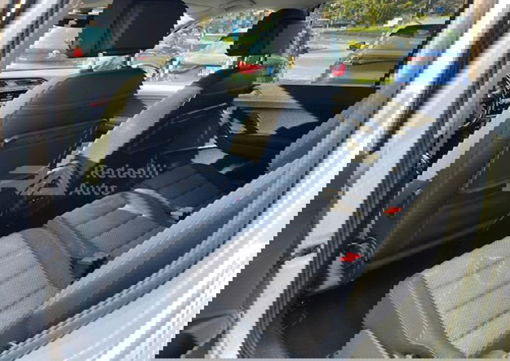 Volkswagen Touran usata a Lecco (8)