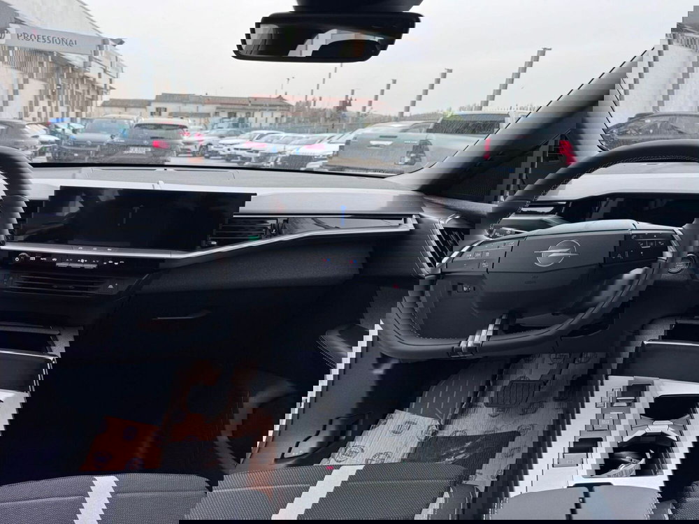 Opel Grandland nuova a Frosinone (12)