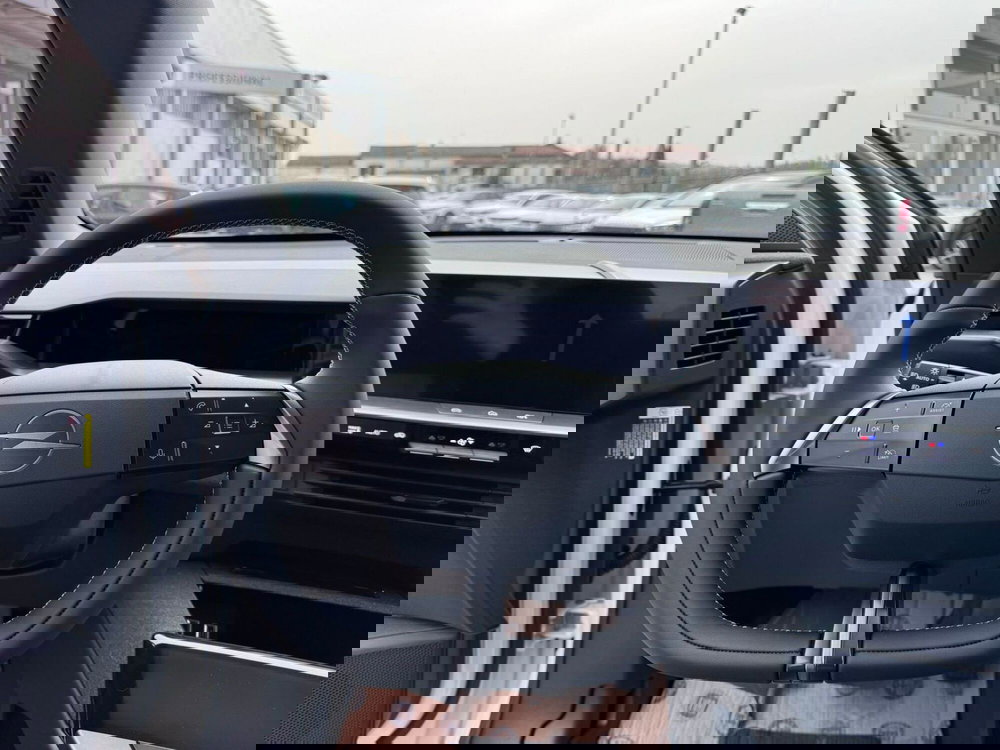 Opel Grandland nuova a Frosinone (13)