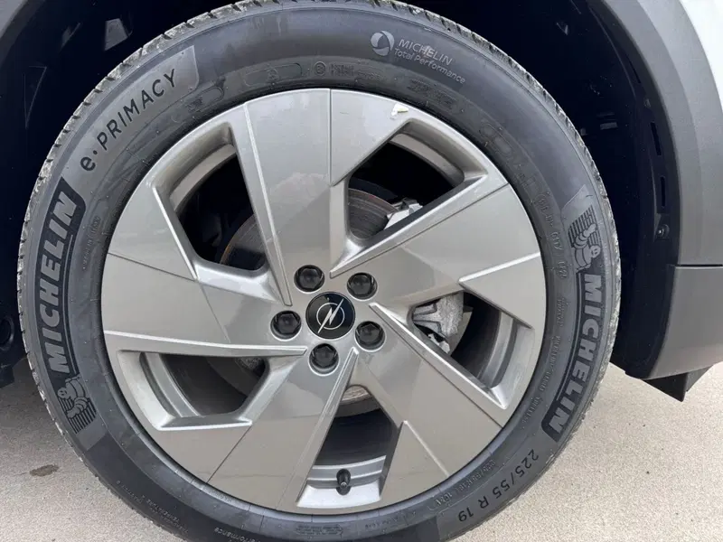 Opel Grandland nuova a Frosinone (14)