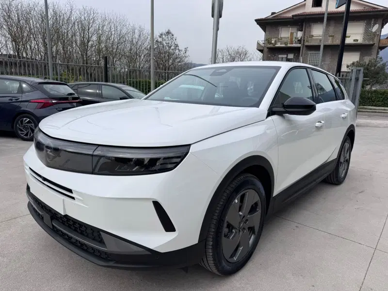 Opel Grandland nuova a Frosinone (2)