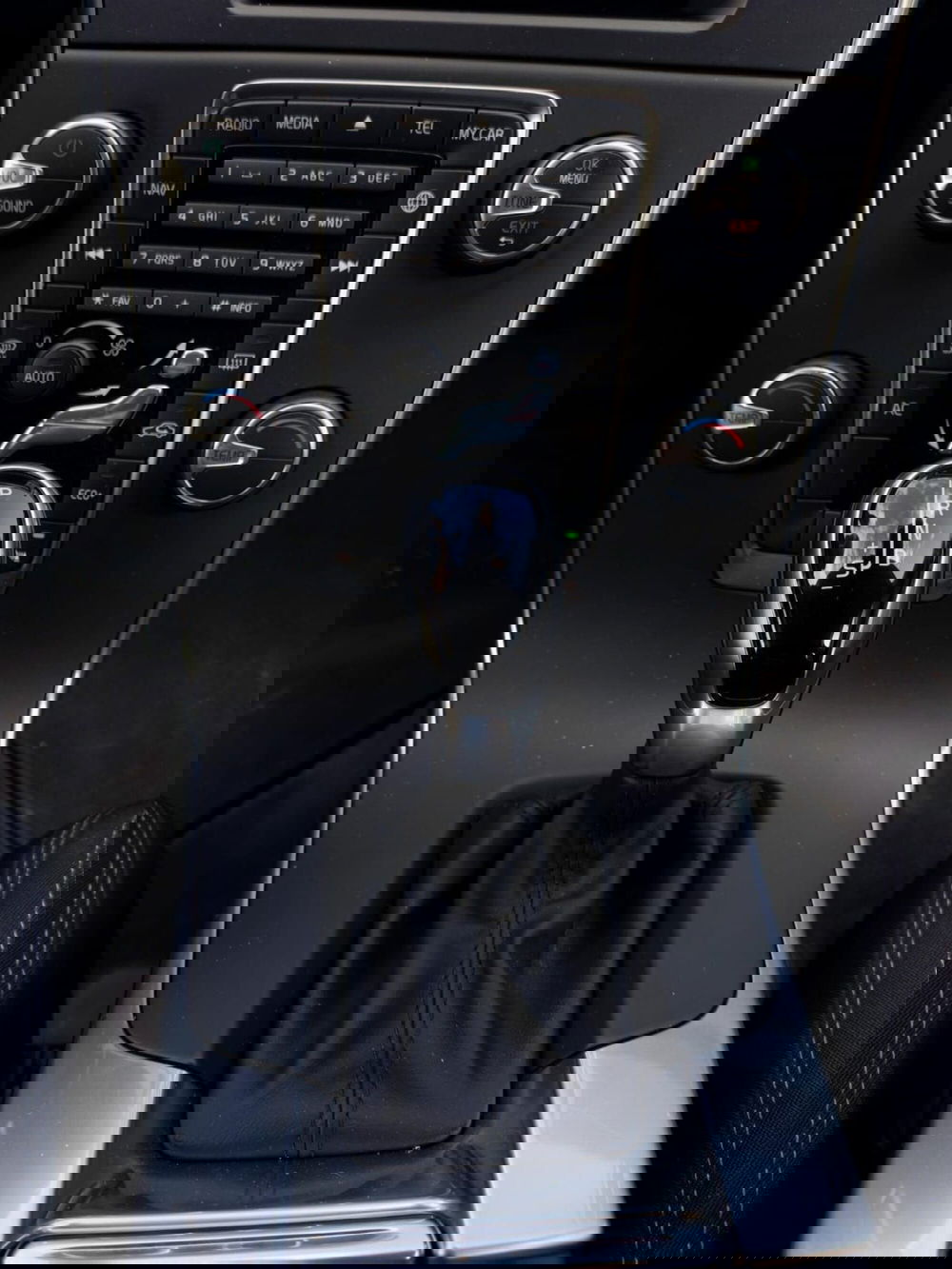 Volvo V60 Cross Country usata a Rimini (12)