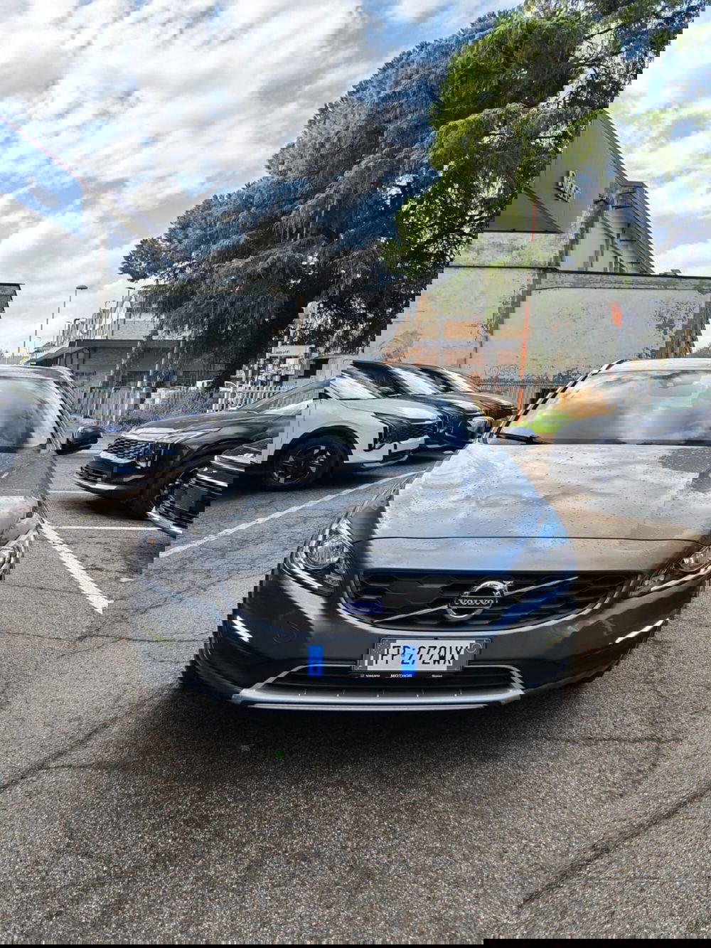 Volvo V60 Cross Country usata a Rimini (2)
