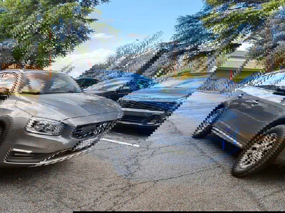 Volvo V60 Cross Country usata a Rimini (3)