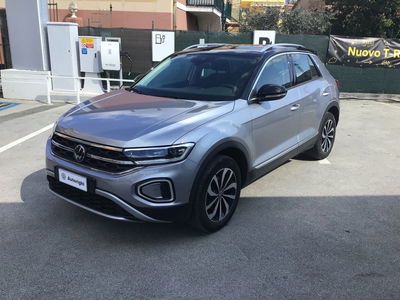 Volkswagen T-Roc 1.5 TSI ACT DSG Style BlueMotion Technology del 2023 usata a Chiavari
