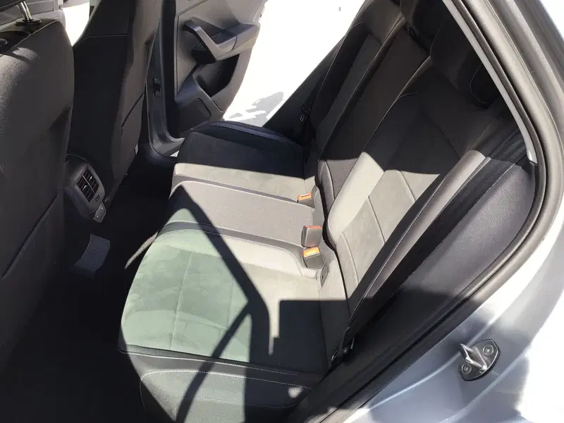 Volkswagen T-Roc usata a Genova (12)