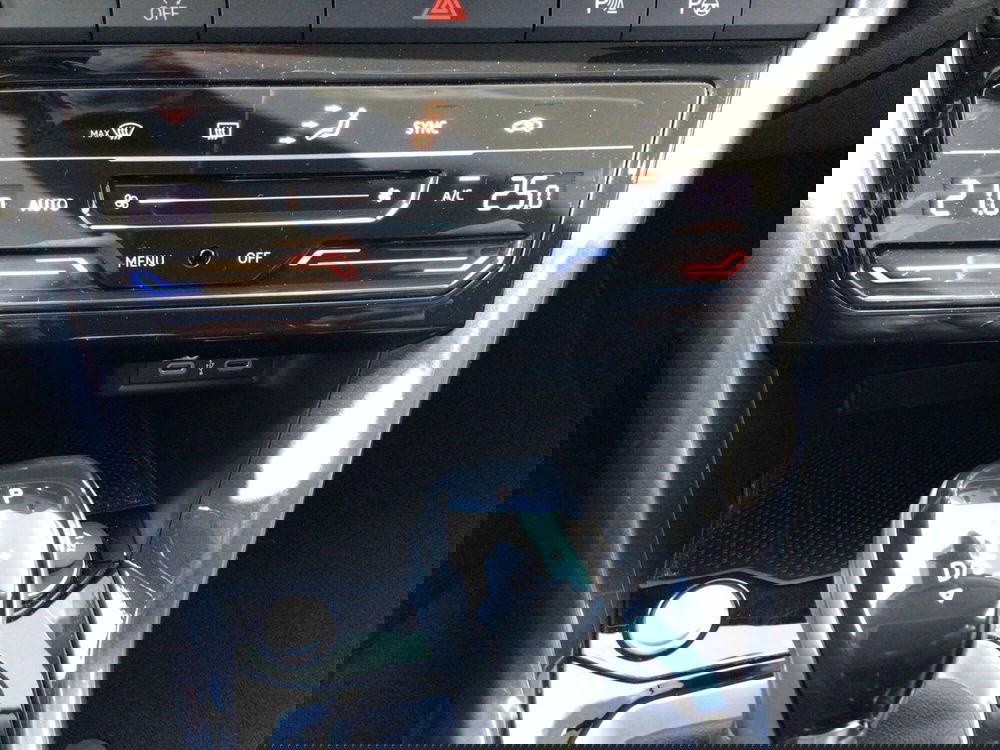 Volkswagen T-Roc usata a Genova (20)