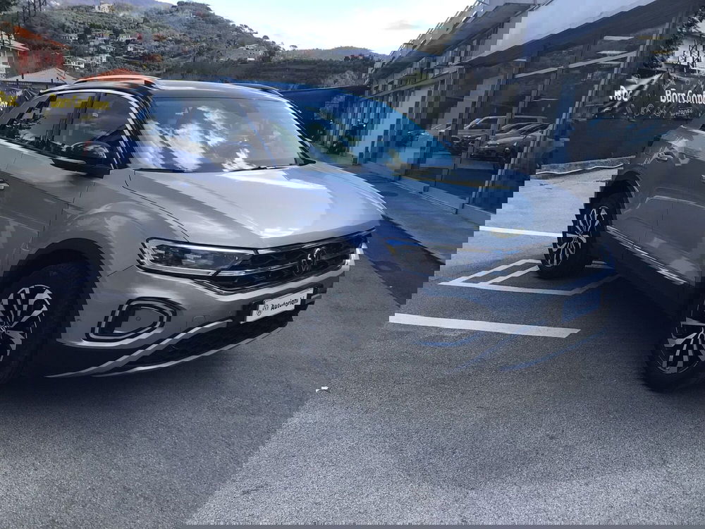 Volkswagen T-Roc usata a Genova (3)