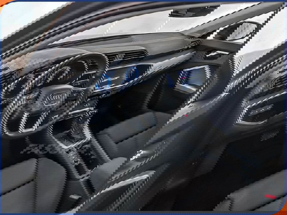 Audi Q3 Sportback usata a Milano (9)