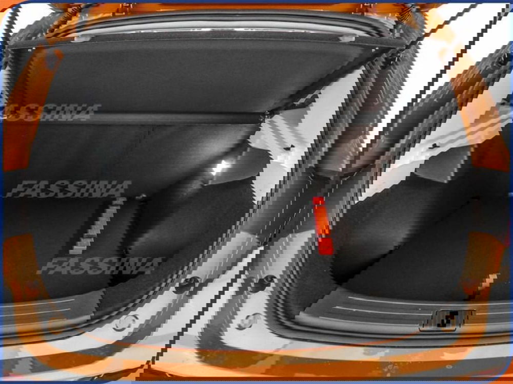 Mg ZS (2021-->) usata a Milano (11)