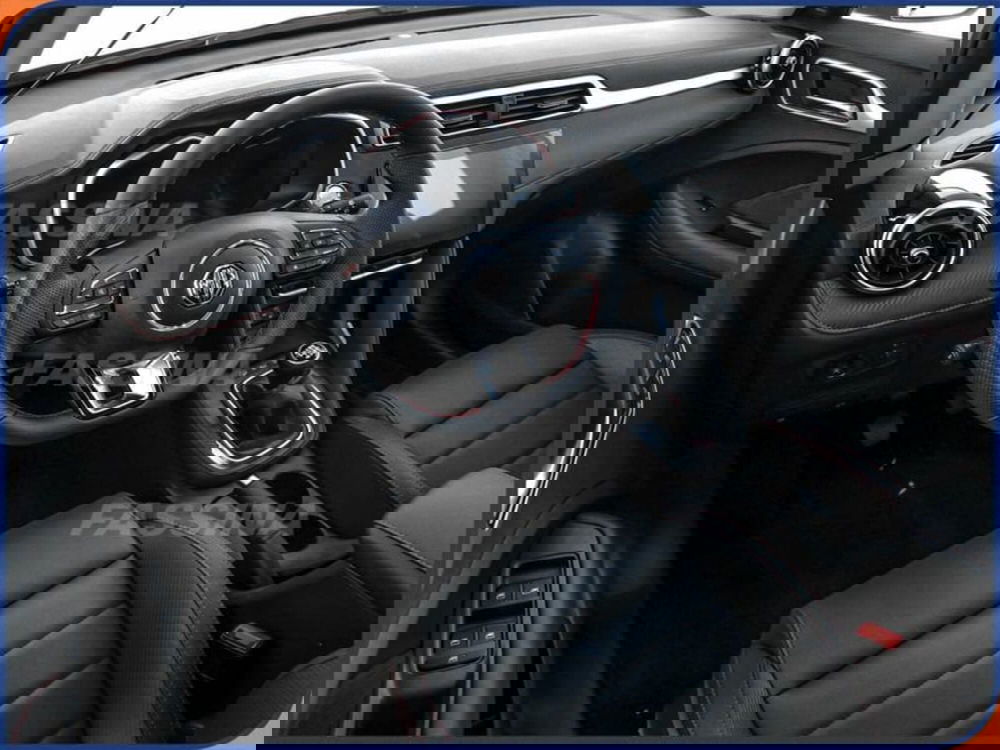 Mg ZS (2021-->) usata a Milano (9)