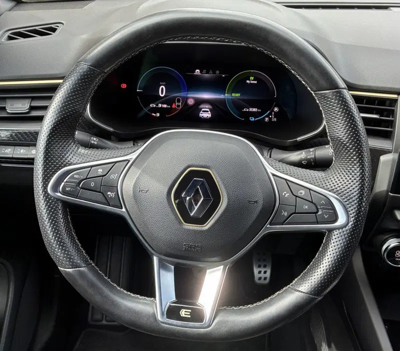Renault Arkana usata a Frosinone (18)