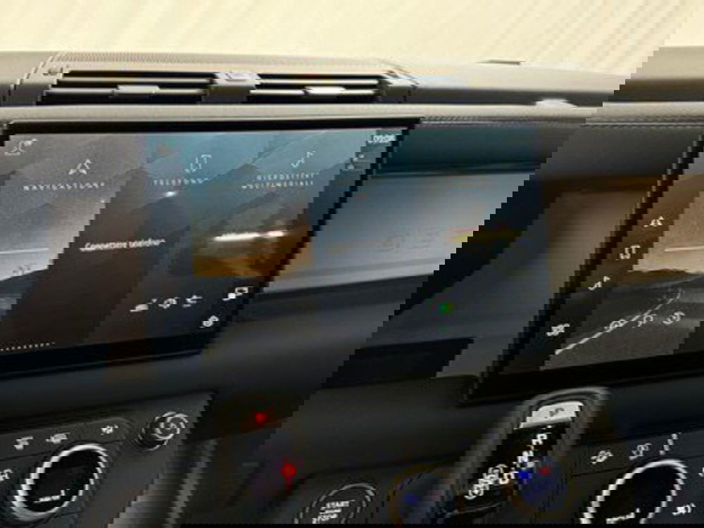 Land Rover Defender nuova a Bolzano (10)