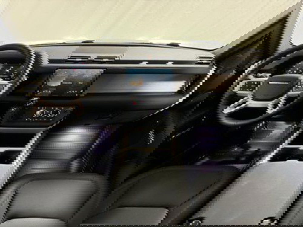 Land Rover Defender nuova a Bolzano (4)