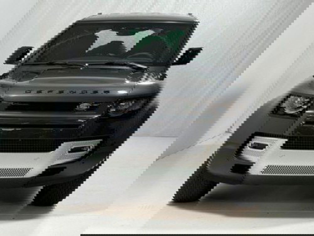 Land Rover Defender nuova a Bolzano (8)